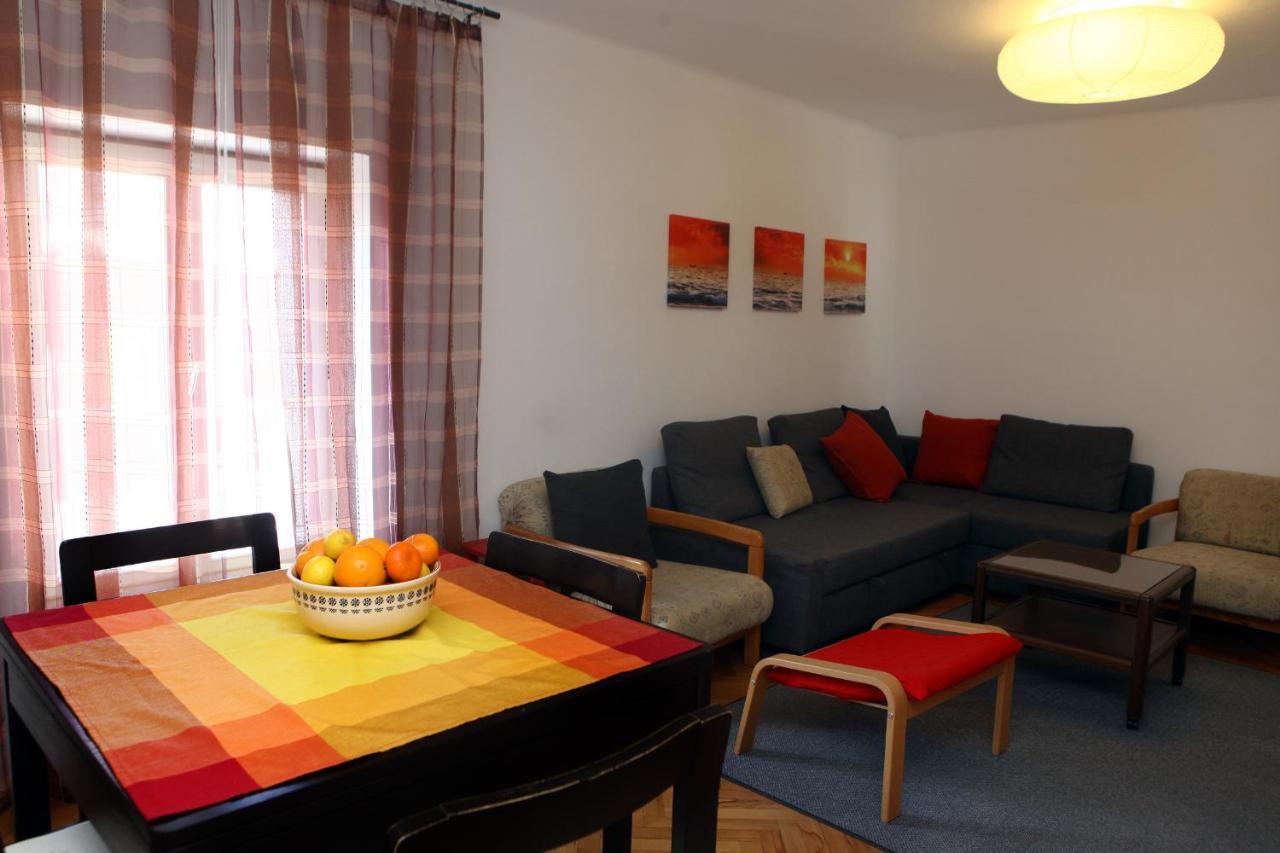 Spacious Piran Central Apartment For 5 Pax Bg Exteriér fotografie